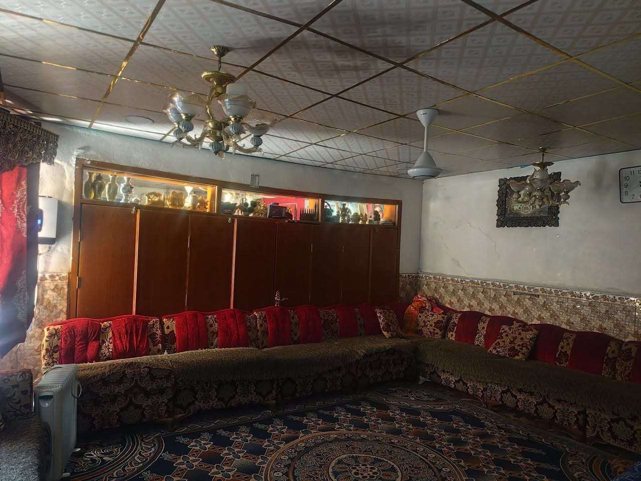 دار  للبيع - حي الجمعية خلف المستشفى الالماني

🔷المساحة: ٢٠٠ متر طابقين ٤ غرف نوم بناء قديم وتم ترميمه 

🔶رقم الدار  : -

♦️الموقع: حي الجمعية  خلف المستشفى الالماني على ساحة (حديقة) الدار حرف T

🔶السعر : ٣٦٠ مليون مع المجال 

او مراوس بدار بقرية الغدير٢ 

🔷للتواصل : *********** او واتساب لنفس الرقم ،

♦️قطع اراضي بمواقع متميزة سكنية وتجارية داخل الصفحة♦️

🔷بيع وشـراء العقارات في حي النداء ومنطقة R1 والنقابات🔷

🔶مـرتـكـز عـملـنا هو بـنـاء الـثقـة وتـرسـيـخ الـمـصداقية 🔶
