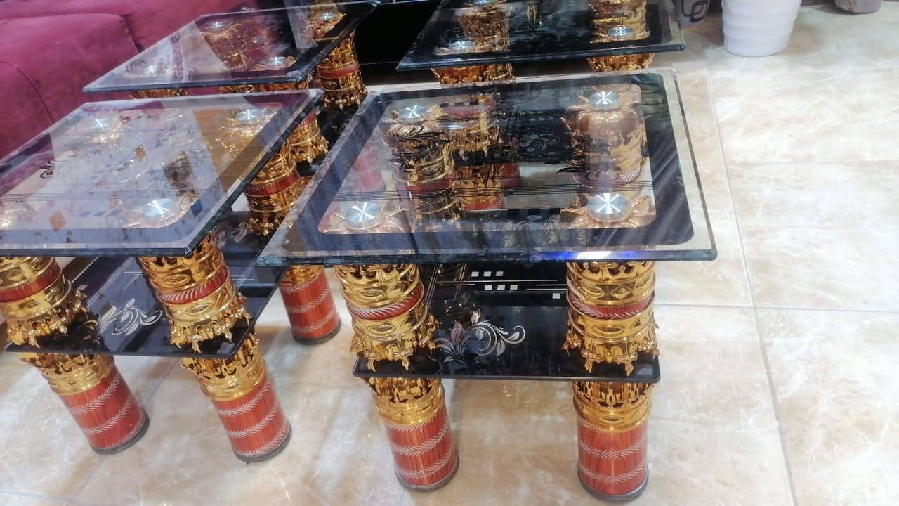 سلام عليكم ورحمه الله ❤️ 

للبيع ميز بلازما جديددد جدا جدا مابي اي ضرر 

طبلات 4 صغير 
طبله جبير 1 
بيهم ضرر قليل 

نضيفات ولله شاهد 

السعر 150 وليهم مجال 
العنوان بصره ابو الخصيب حمدان 
***********
