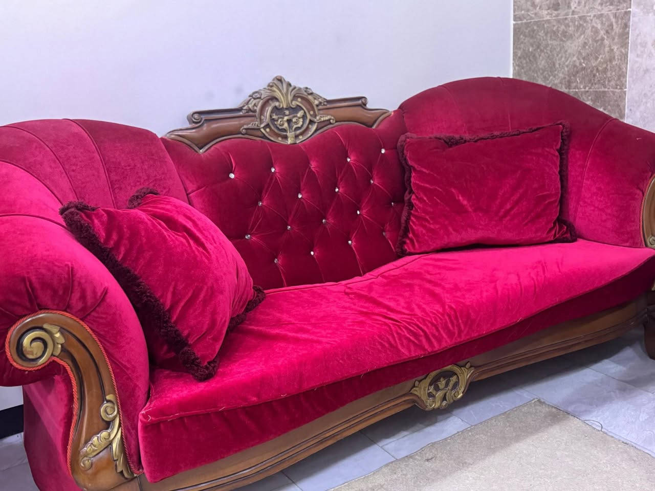 تخم زان مصري نضيف كلش السعر 750 وبيه مجال الاتصال على الرقم ***********
