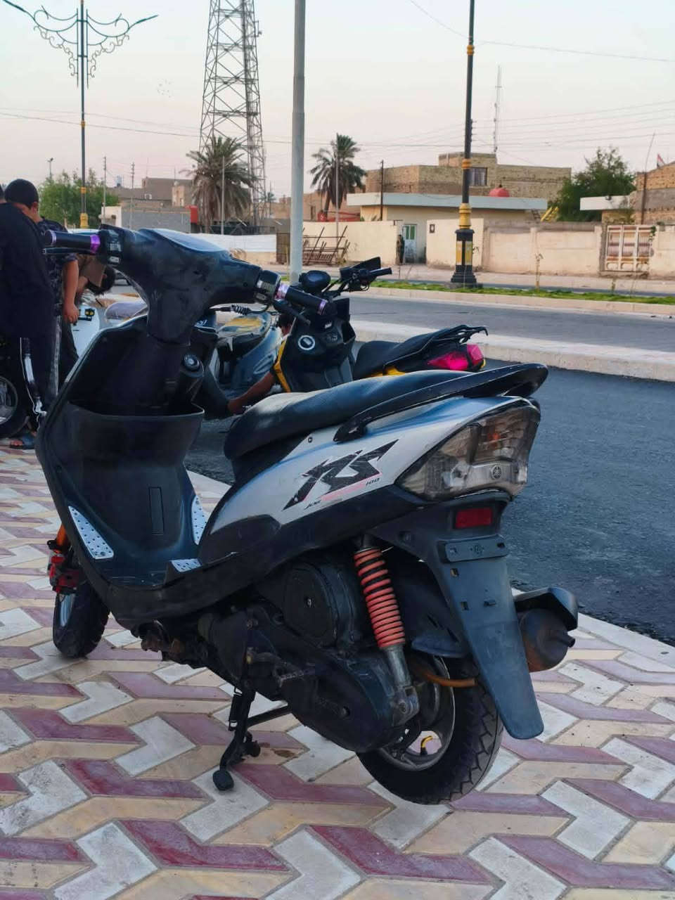دراجه ماكس للبيع ميسان الكحلاء ***********
