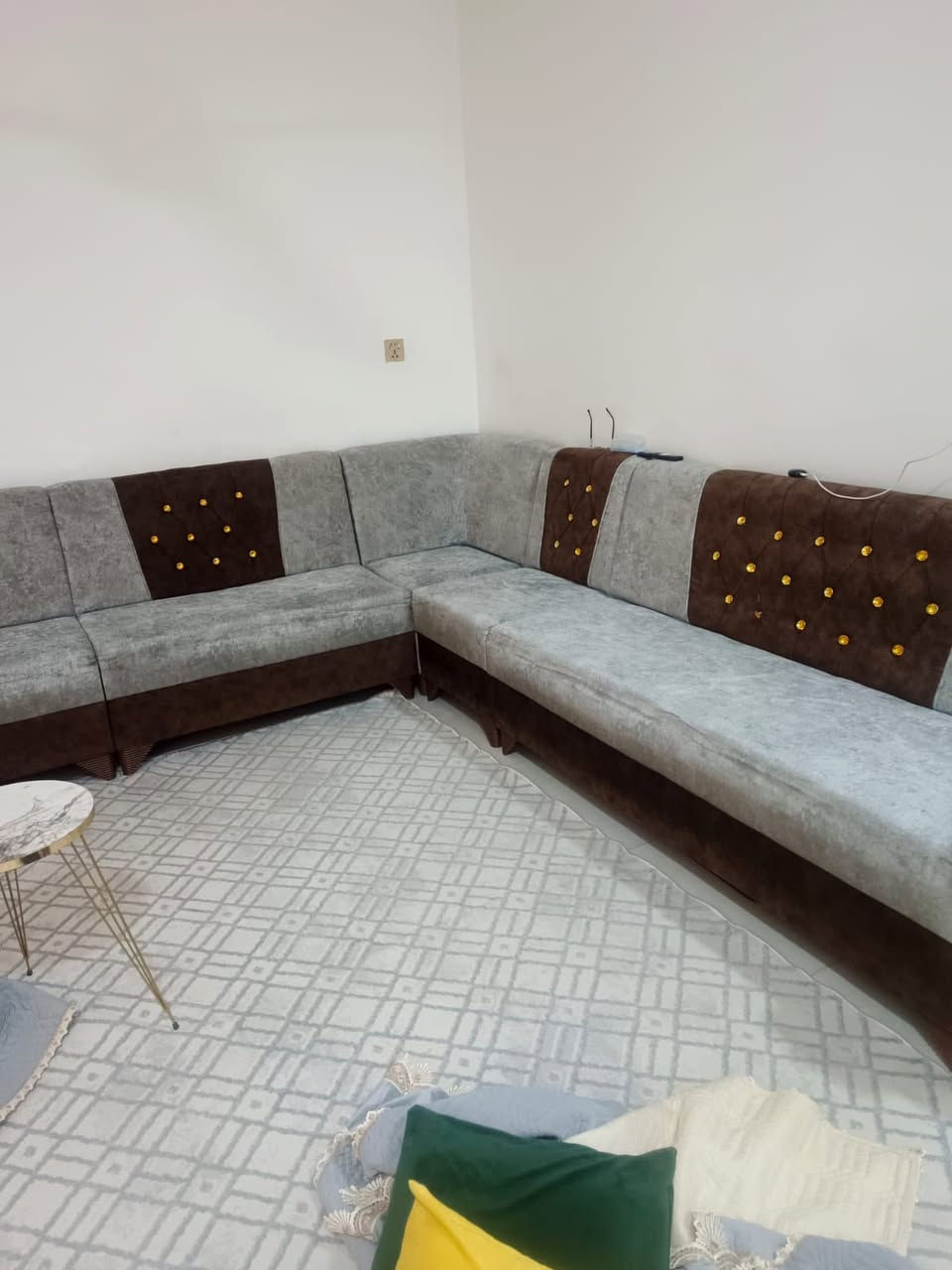 للبيع ب٢٠٠ الف


**إذا كنت صاحب هذا الإعلان وتريد حذفه لأي سبب، رجاءا أرسل رسالة إلى الدعم الفني**