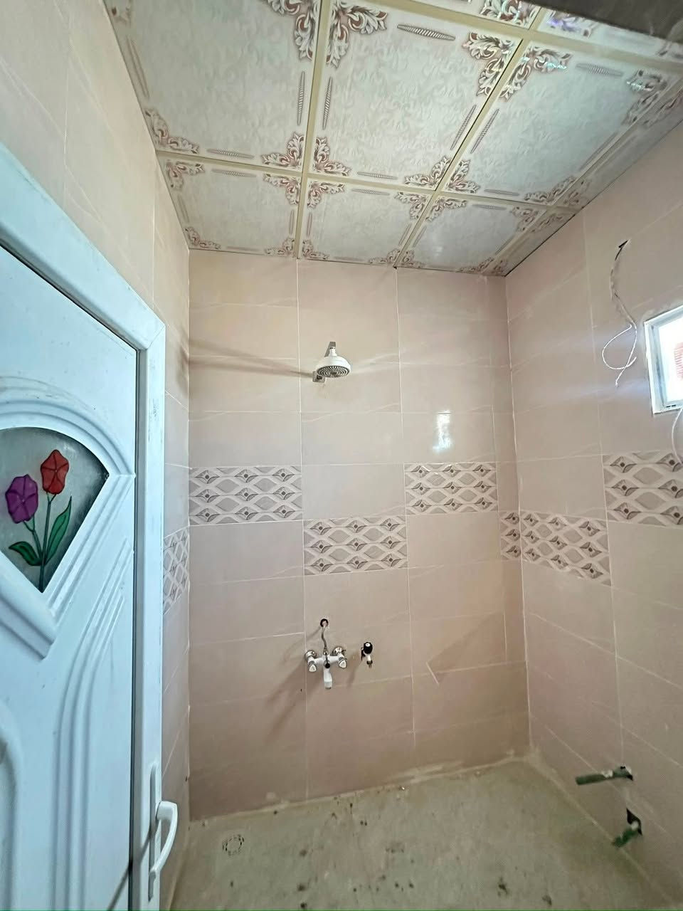 لليجار طابق اول البصرة مهيجران
غرفتين ستقبال مطبخ صحيات
اجار400الف ***********📞
