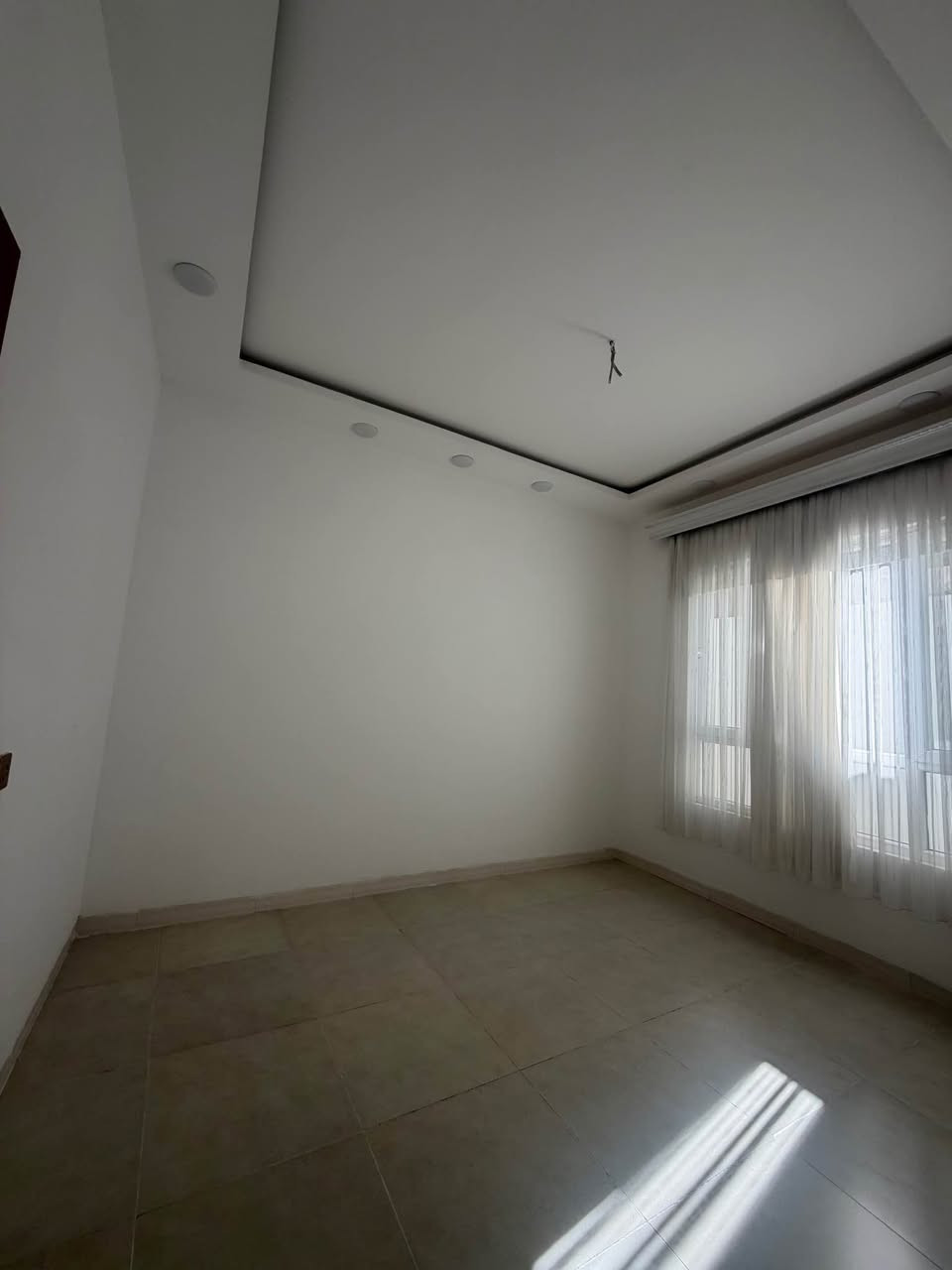 دار للبيع في حي الملايين الاولى 
المساحه البيت 142متر طابقين بناء حديث 
جنس الارض بستان ملك صرف 
السعر 128مليون
الأستفسار ***********
*********** موصل, نينوى
