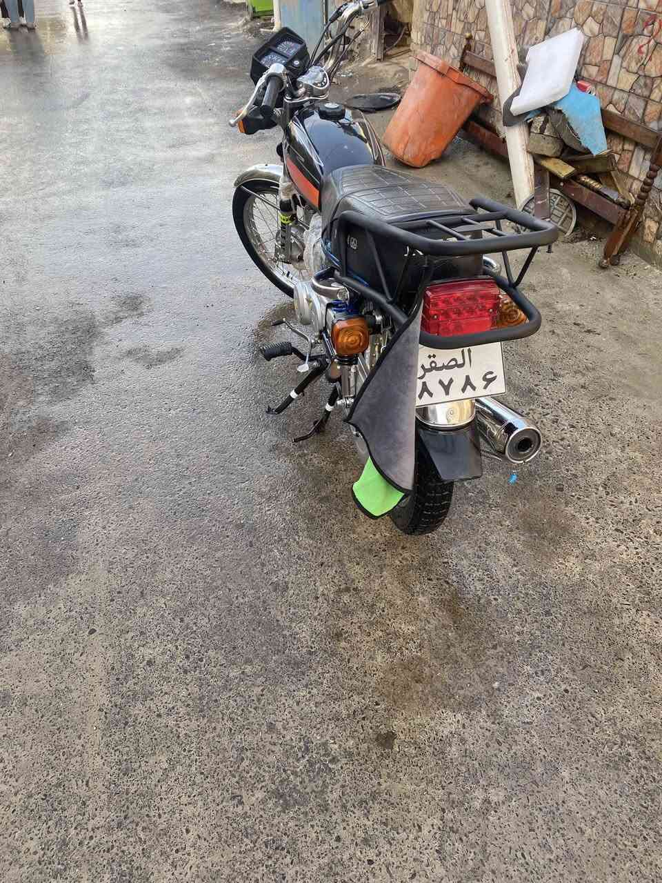 سلام عليكم عندي دراجه أربعه كير نامه ٢٥للبيع سعر خاص ***********مكاني بغداد
