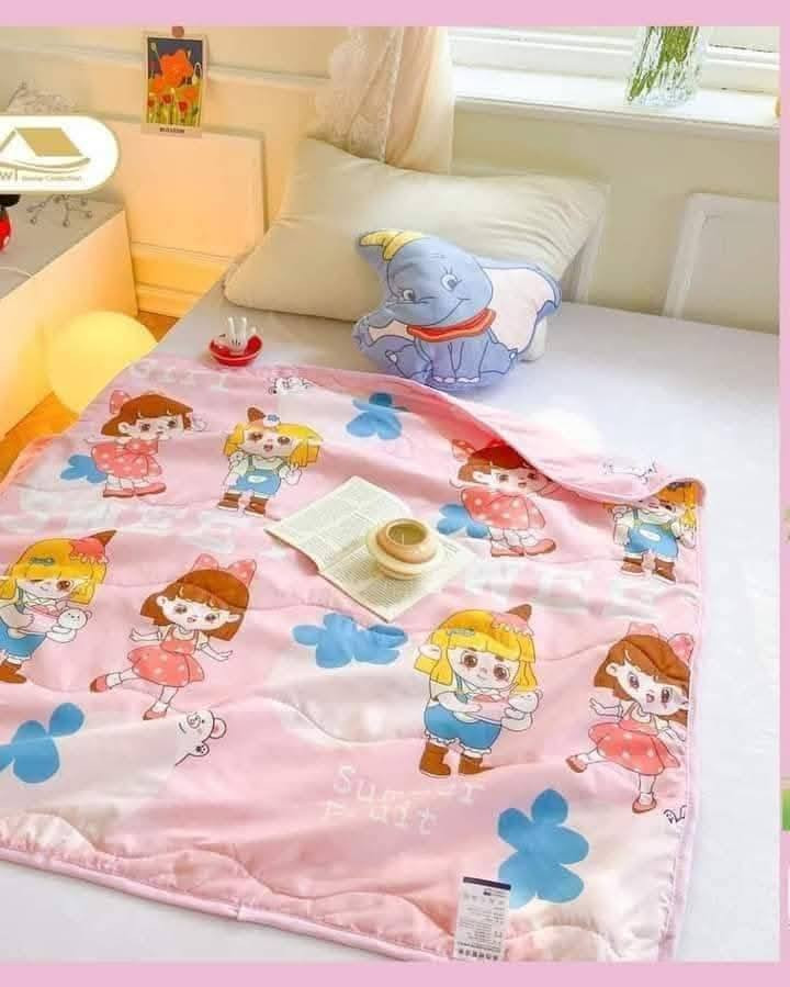 غطوه للاطفال

اجعل غرفة طفلك تنبض بالحياة مع مجموعة أغطية السرير الرائعة بتصميم “الكارتون”! تضم المجموعة
 • 1 غطوة (110x130 سم)

السعر 9000

………………………………………………............................…

بيج توصيل فقط لكافة المحافظات الحجز خاص


**إذا كنت صاحب هذا الإعلان وتريد حذفه لأي سبب، رجاءا أرسل رسالة إلى الدعم الفني**