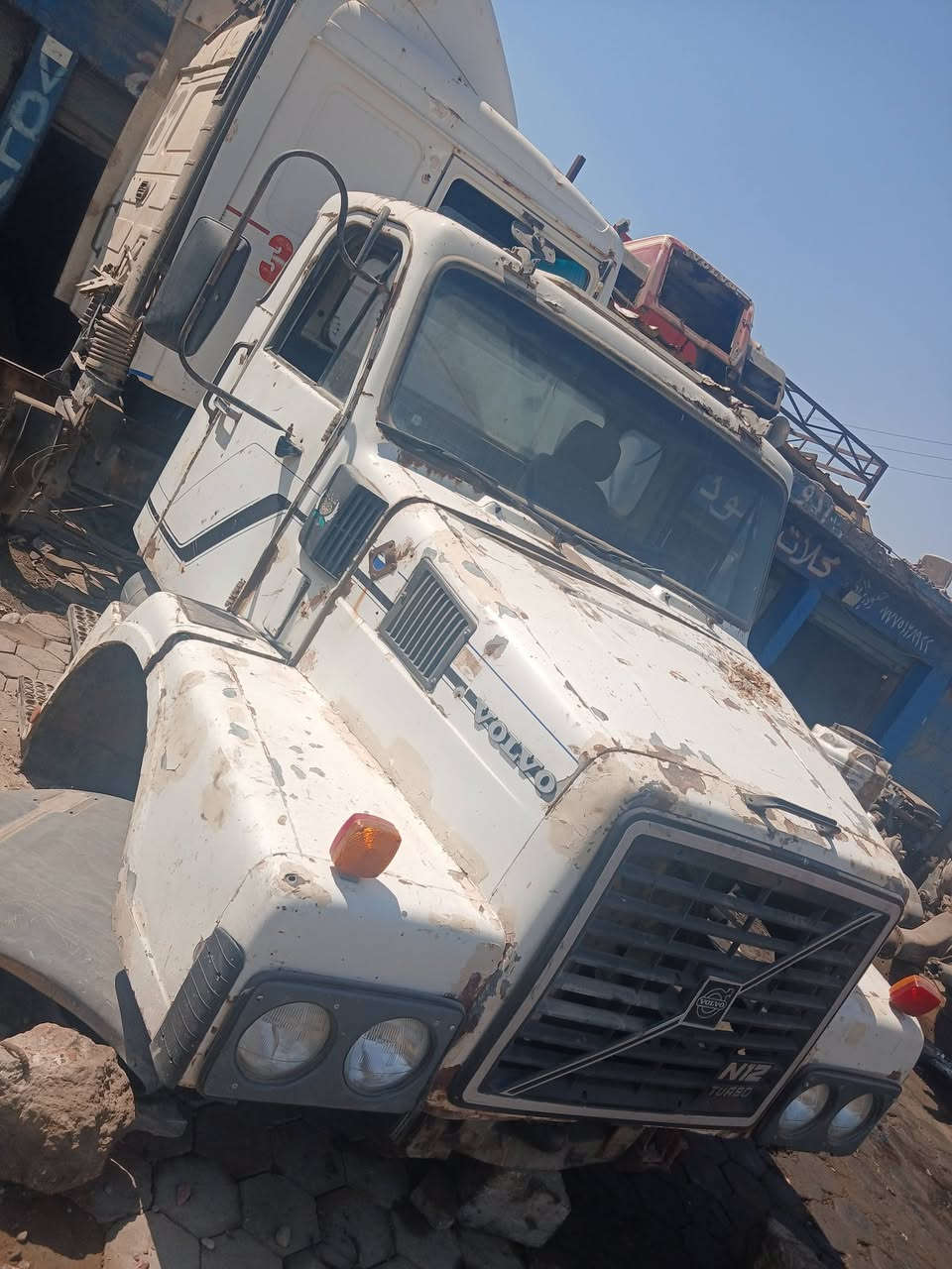قميار فالفو لبيع العنوان بغداد جرف النداف ***********
