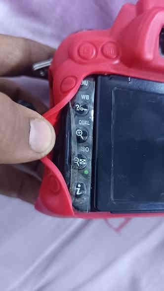 سلام عليكم كامر نيكون 750
نضافه 70 /100 
فقط بس دكما مامثره عل كامره واني جاي اصور بيهه وكص صوره طبيعيه مابيهه ايشي السعر 700

وعندي عدسه 85 ثابت حرف G نضيفه. السعر 175
الستفسار خاص بس رحمه الولديكم المو شراي لا يتخلي
هاذ رقمي. *********** بي واتساب
