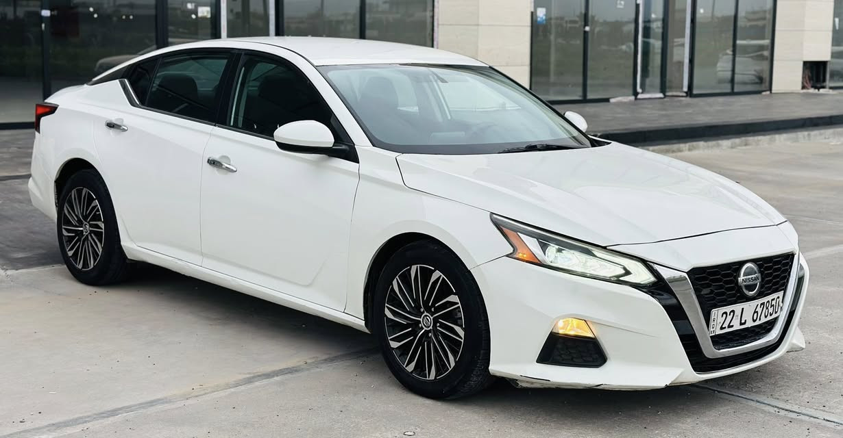 للبيع التيما
السعر 128 بيها مجال 
***********
موديل 2020 
الون ابيض ثلجي 
تحكم ستيرن 
شاشه لمس 
كاميرا خلفي 
حجر بلادي
كشن جلد 
تايرات جديد 
ويل SL
ماشيه 88 
منضومه زنون عالي ناصي
صدر امامي خلفي جديد 
سنويه رقم جديد 
تحويل ثاني يوم
رقم شاصي بلمنشور  
حادثها جاملغ بونيد بدون دواخل
ومكان الرقم مال صندوق بس شبر صبغ 
مكان السياره ديالى خانقين
