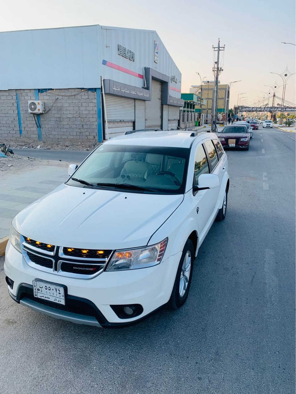 🧿دوج جورني 🧿
موديل 2016
فئةSXT
لون ابيض ثلجي 
مواصفات السيارة 
شاشة كبيرة 
كامرا دوارة 
كشنات جلد 
دخول ذكي 
بصمات ابواب 
6سلندس 
3قطع تبريد 
7راكب 
ماشية 100ميل 
دخل كريمي واسود
السعر 150قفل 
ترهم مراوس 
حادث السيارة بارد في الجاملغ الامامي جهة السايق وفي الباب الخلفي جهة الراكب يوجد رشه في الجاملغ الامامي على اثر البارد 
سيارة مال جناي جاهزة 
للتواصل او الاستفسار *********** Singapore
