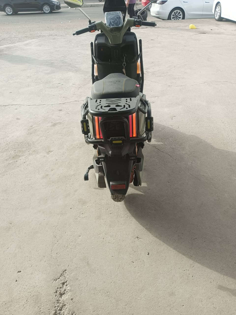 صاعقه 26 بعده جديده ماشي جوه الف تمشيك 85كم 6 بطاريات كبيره موصفاته معروفه سعر 1050وبيه مجال عنوان الحريه


**إذا كنت صاحب هذا الإعلان وتريد حذفه لأي سبب، رجاءا أرسل رسالة إلى الدعم الفني**