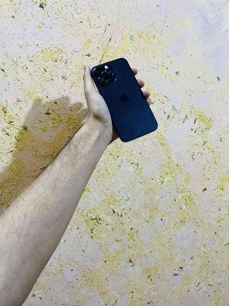 ايفون 14 برو ماكس ابدل شاشه متوسطه الباقي كفاله بصمه وجه شغاله بطاريه 76 الله شاهد شحنه يخبل ذاكره 256 كرتونه موجود السعر 600 شراي يتصل***********
