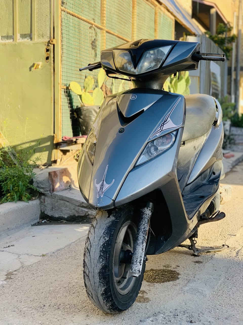 سلام عليكم دراجه رمبه رمبه دراجه مكفوله من كلشي وكفلك المحرك منا السنه وجيب الف مصلح وياك دراجه كلشي شغال يعني والله رمبه نزلته بيدي دراجه لوك ختم واحد اي شي مابيه نكره سلف صارله تلثسابيع منزله خابرني وتدلل المكان بغداد الحريه الأستفسار *********** رسلوني وتساب بي
