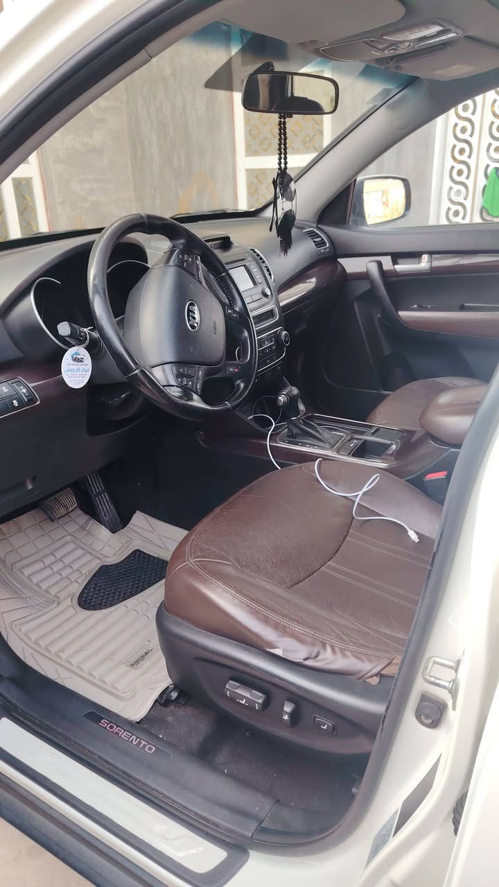 ا
السلام عليكم ورحمة الله.
سياره سرنتوا 14 فول موصفات ماشيه. 107 حقيقي
اليحب يتواصل اتصال فقط.
***********
