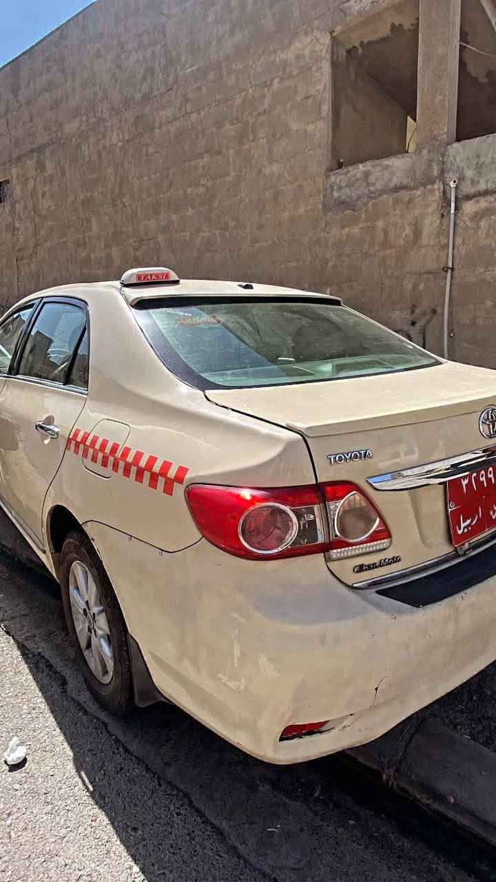 مۆدیل٢٠١١ پارچەی هەمو بیلاد سادەکوتی هەیە بستەک سبوخی هەیە جەمپێکی پێشو پشتی بچوکی هەیە گیر حادیە أربيل, العراق


**إذا كنت صاحب هذا الإعلان وتريد حذفه لأي سبب، رجاءا أرسل رسالة إلى الدعم الفني**