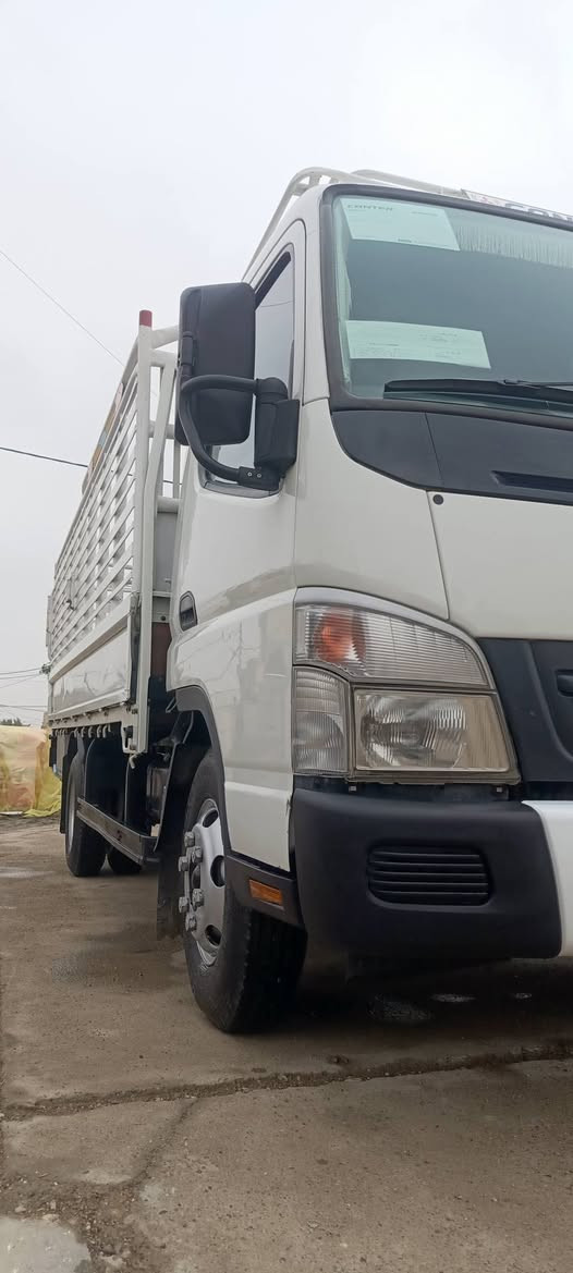 السلام عليكم كانتر للبيع سياره جاهزه عالشغل سياره خير من الله السياره مقفوله من الصبغ والضرب والعطل رقم اربيل العنوان تكريت الاستفسار على الرقم سياره موديل 2009 ماشيه 100,000 حقيقي ***********
