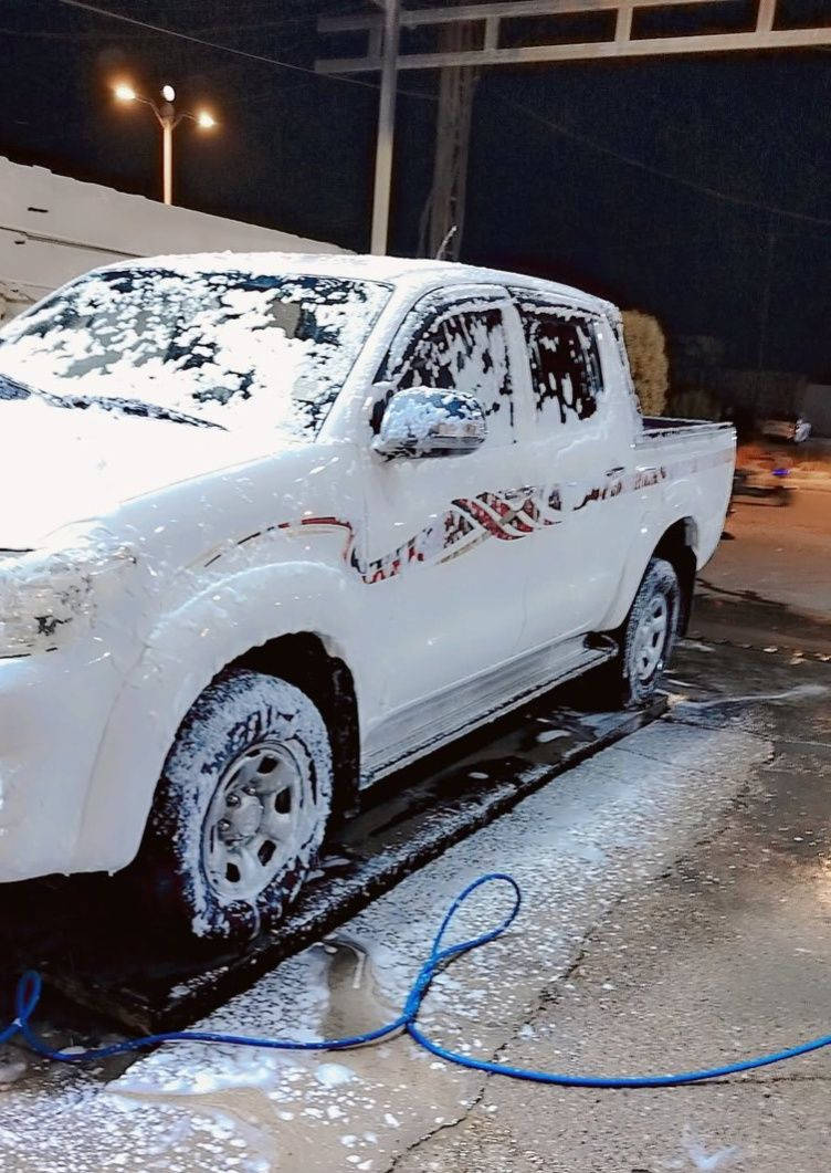 هلوكس فور ويل2012 وته متيك سياره فول ماه ناقصه ئي شي صدر جديد زوج تاير جديد باتري نوزلات كله جديد رقم انكليزي،بغداد ،ساره كلش نضيفه مابيه ئي صبغ سعر 210بيه مجال مكان سياره الانبار الفلوجة ***********
