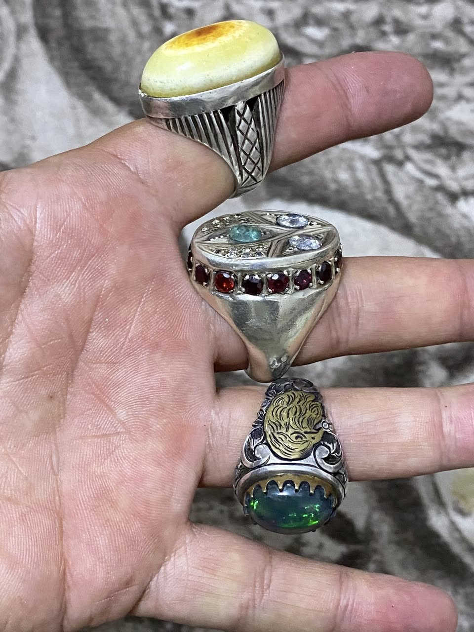 مكاني بغداد  اعلى سعر. ابيع
***********
