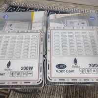 بروجكتورات • عدد 2 • شغالة ساعتين