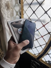 آيفون ١٥ برو ماكس • ٢٥٦ • بطارية ٨٥