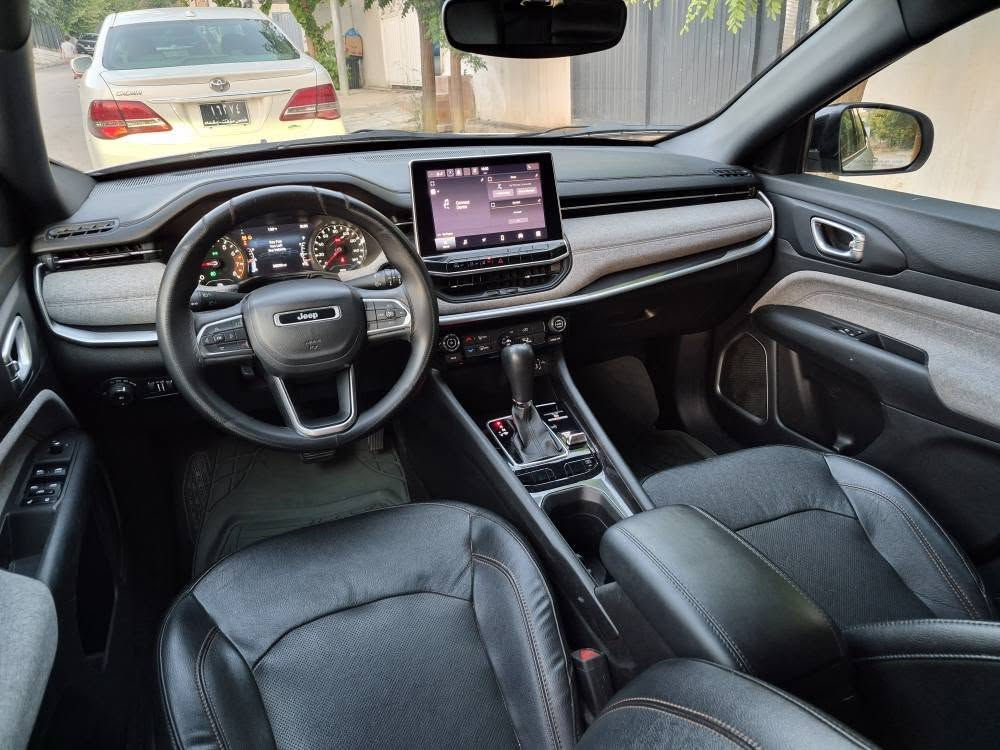 jeep compass 2023 latitude Luxury 4x4

فول مواسەفات تەنها سلاید نیە ژ.م (***********) مەکینە 2.0L تۆربۆ ، تەنها ٣٨ هەزار میل رۆشتووە،  پێش و دواوی کەپسە کامل ئێرباک بە شەرت هیچی نەتەقیوە تەنها یەک چەمەلەخ و دوو پەلە بۆیاخی هەیە بێ ناو ، گێڕ و مەکینە و هەموو گیانی بە شەرت،  بەسمە و شەغال ، رادار ٣٦٠ ، شاشە و کامێرا،  کوشن جلد و کارەبا و هیتەر ، سوکان هیتەر دەبل ئەکسل ، بلاجیکتۆر، بڕێک بەسمە ، تەبرید مەرکەزی.  سەنەوی تا ٢٠٢٨ تازەیە بە ناوی خۆمەوەیە نرخ ١٤٩ وەرەقە و کەمێک مەجال. تێبینی ڕەسمی سۆنەرم داناوە
 (3c4njdfn2pt508075) السليمانية, العراق
