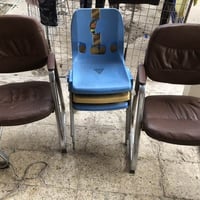 مكاتب • كرسي مكتبي • كرسي جلد