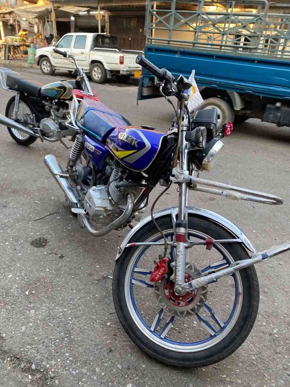 السلام عليكم عندي هاي الدرجه للبيع سافين موديل 23 محرك ما مفتوح مطور فول نشاط السعر 550 بيه مجال هذه رقمي ***********
