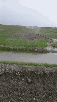 مرشات جاهزه للبيع المساحه خمسه دونم
الاتصال ***********
