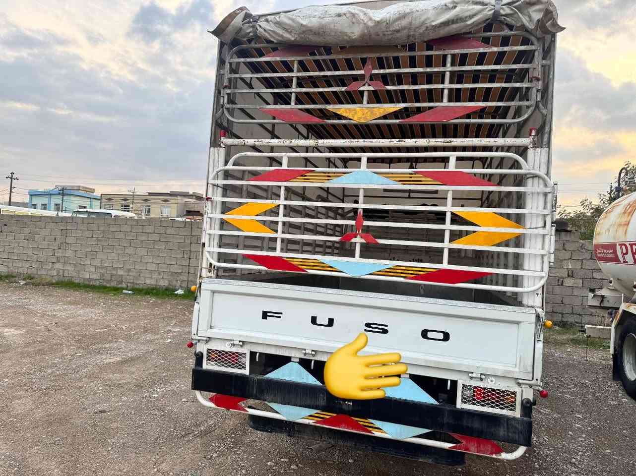 كنتر للبيع
الموديل: 2025 بليته شهر 5
الطول : 4.5 متر
رقم اربيل  تحويل ثاني يوم 
ماشيه:33الف 
حداده ازادي 
تايرات 17.5 ليسا تركي جديد 
السعر على الاتصال 
رقم التواصل :***********كورك
:*********** اسيا
