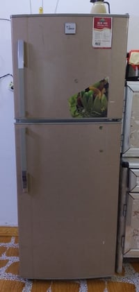 ثلاجه • للبيع