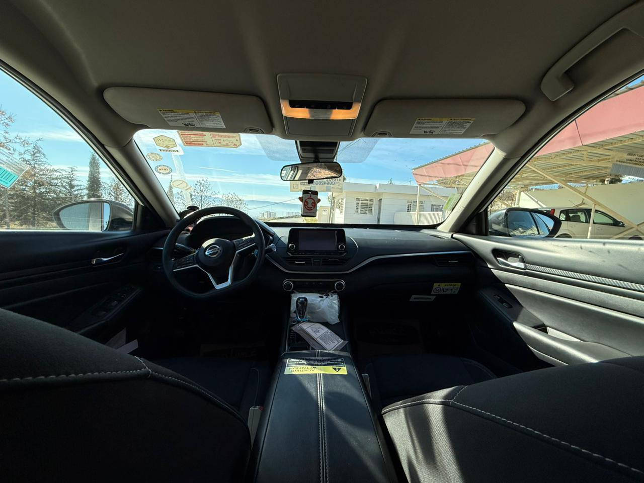 نيسان ئاڵتيما 2022 مواسەفات S
ئاڵتيما رەنگی سپی بەفری مواسەفات S
تەنها ٢٢ مايل ڕۆشتوە
ڕاداری پێشوو دووا 
ڕاداری ئاوێنە 
کامل زينۆن
تەحديد سورعە
سەيارەکە کامل سێرڤزکراوە تازە ڕۆنی گۆڕاوە
ڕەقەمو سەنەوی تازەيە با ناوی خۆمانەوەيە

سعر لە کۆمێنت داوابکە ڕاستەخۆ بۆت دیت 📩 

٢ پارچەی بۆياخە چەمەلەخی لای سەکن و بۆنيد بەتانەکەی بۆ گۆراوە پەلەيەک سارد بە درگای دوای سايەق هەيە 
گێڕو مەکينە بە شەرت
تەقەورەقە بە شەرت

ژمارەی خاوەنی 
***********
***********
