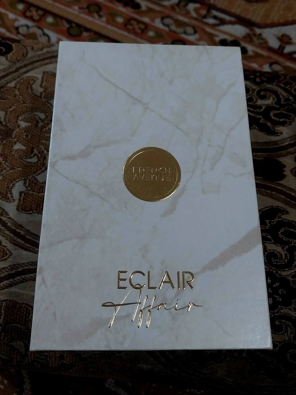 سلام عليكم عطور اصليه فوحان وثبات كل عطر وسعره وموجود بيهن تخفيضات لستفسار خاص رقم الموبايل *********** 
توصيل موجود
