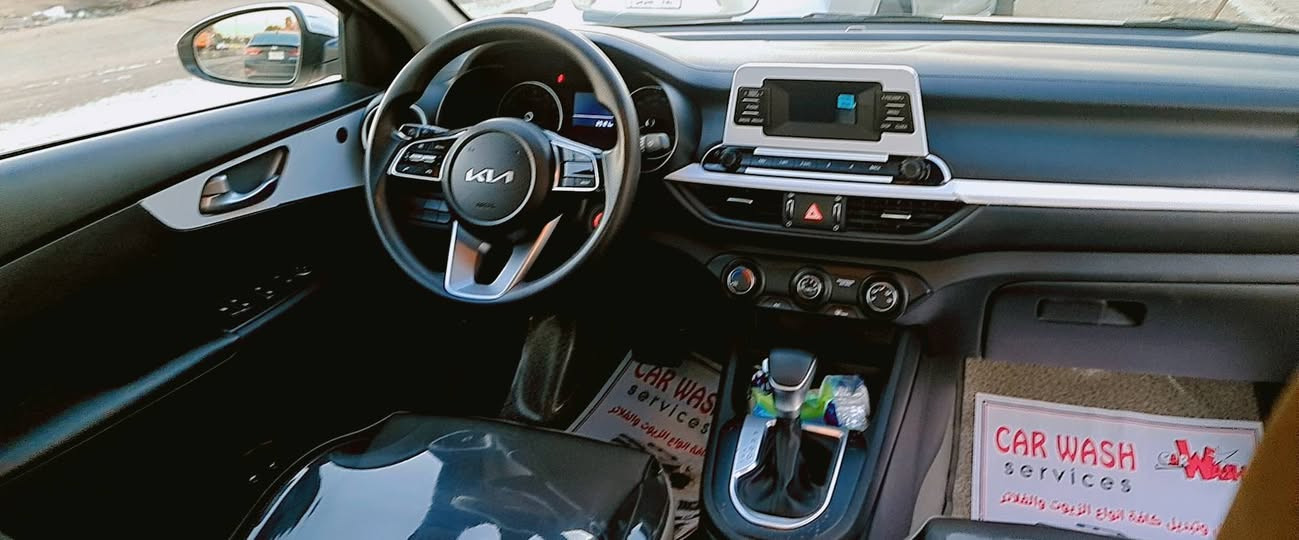 السلام عليكم للبيع كيا سيراتووو موديل ٢٠٢٤ مكينه ٢٠٠٠ ورقم بغداد كفاله من الصبغ والبارد مكانها بغداد الاتصال على الرقم ***********
