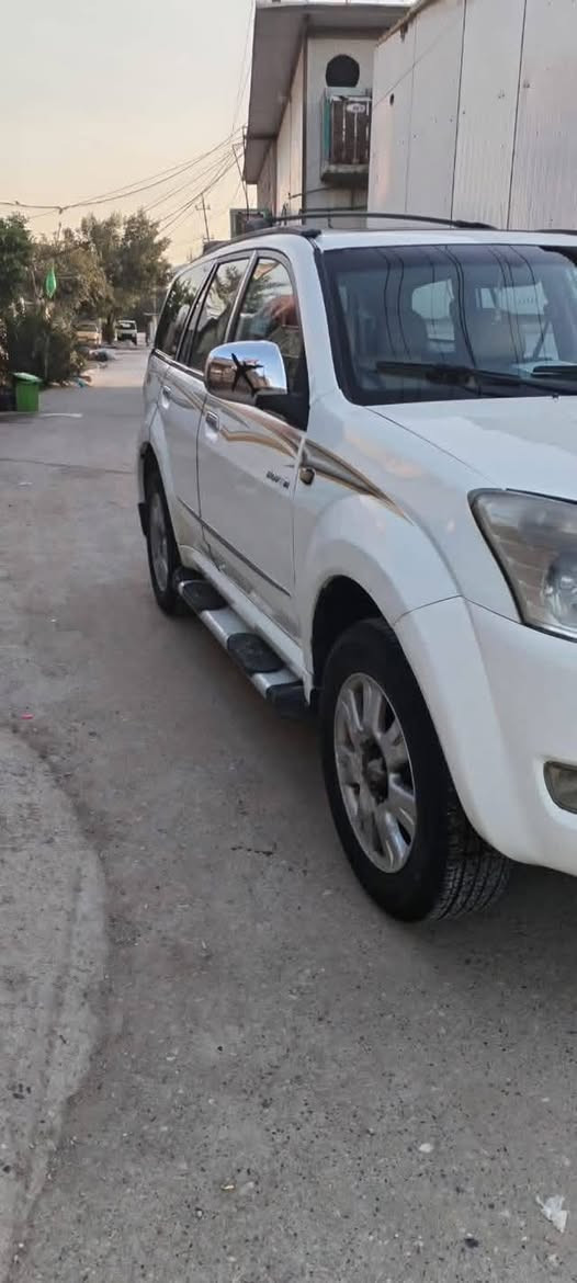 دير هوفر استيشن موديل 2006بسمي رقم اربيل دولي السياره هزه جديده حجم المحرك اربع سلندر مابيها اي نقص كير ومحرك خيرمن الله السعرر 65وبيها مجال  مكاني بغداد النهروان 
***********
