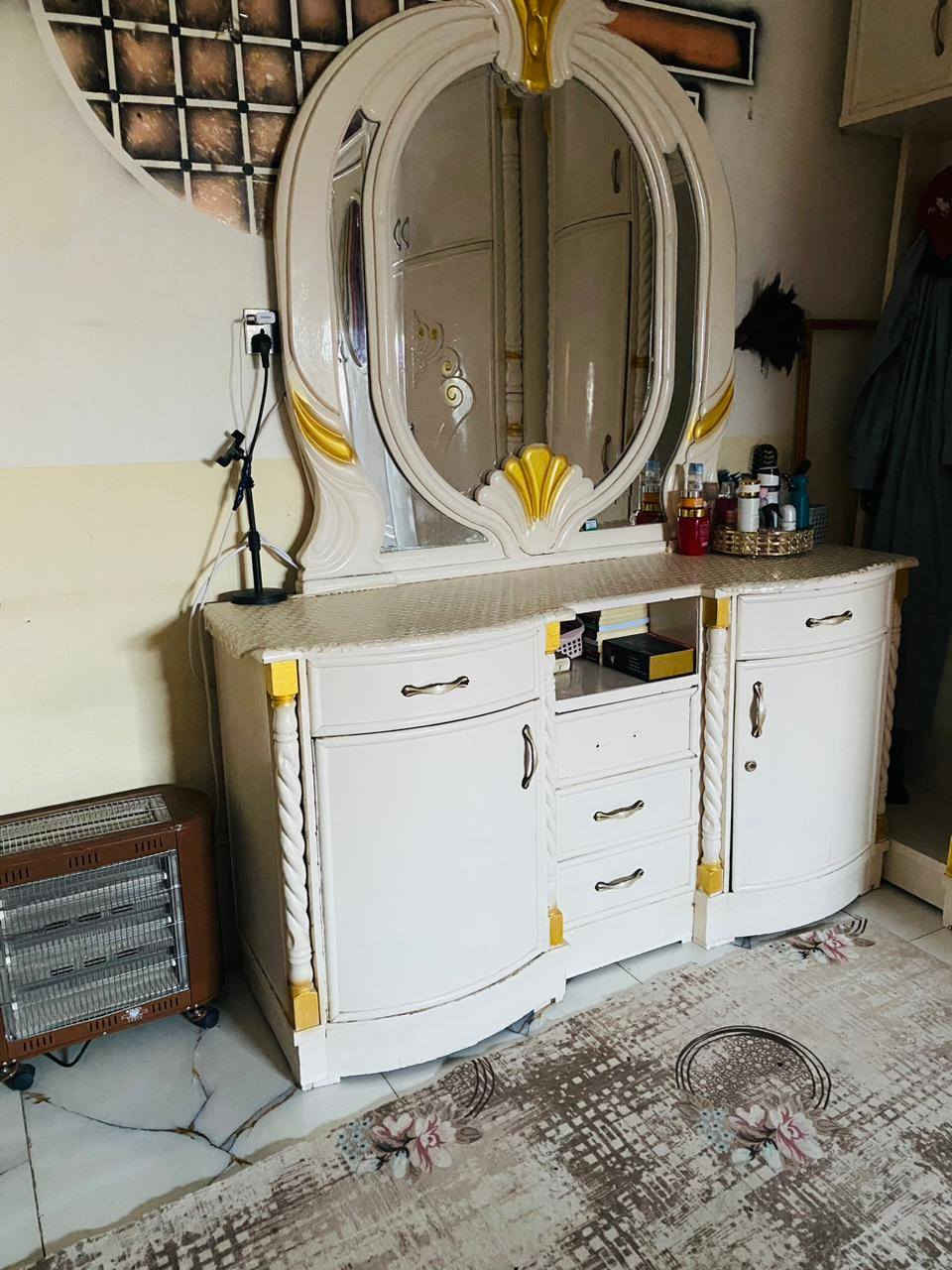 السلام عليكم غرفه تسكام البيع شغل درجه وله. المكان بابل القاسم
*********** صاحبهه محتاج ويريد يبيعهه سعرهه مليون قفل
