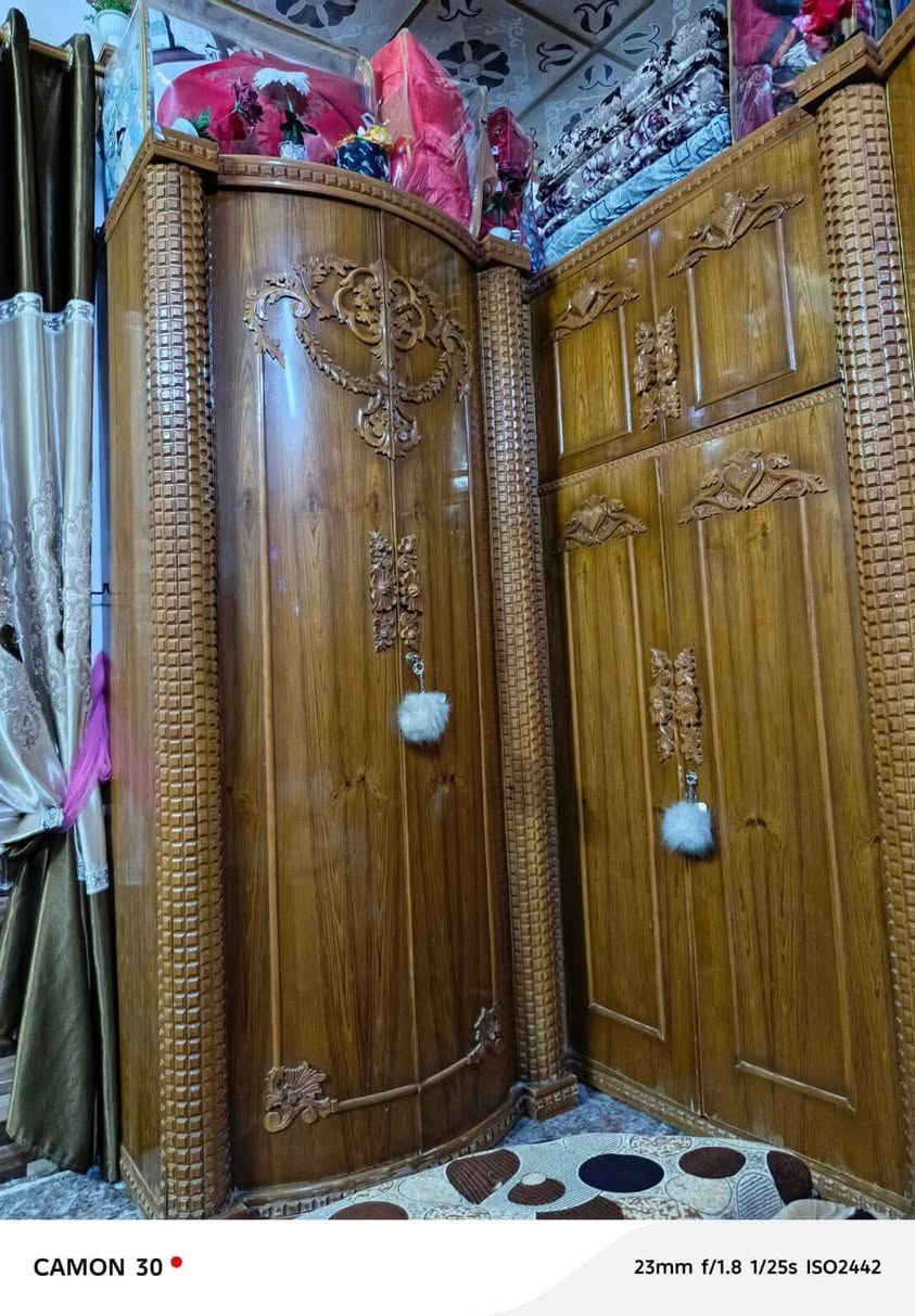 السلام عليكم. 
غرفه اقواص. للبيع.  السعر.  مليونين  و200.  عنوان قيارا. الاستفسار.  والرفم خاص


**إذا كنت صاحب هذا الإعلان وتريد حذفه لأي سبب، رجاءا أرسل رسالة إلى الدعم الفني**