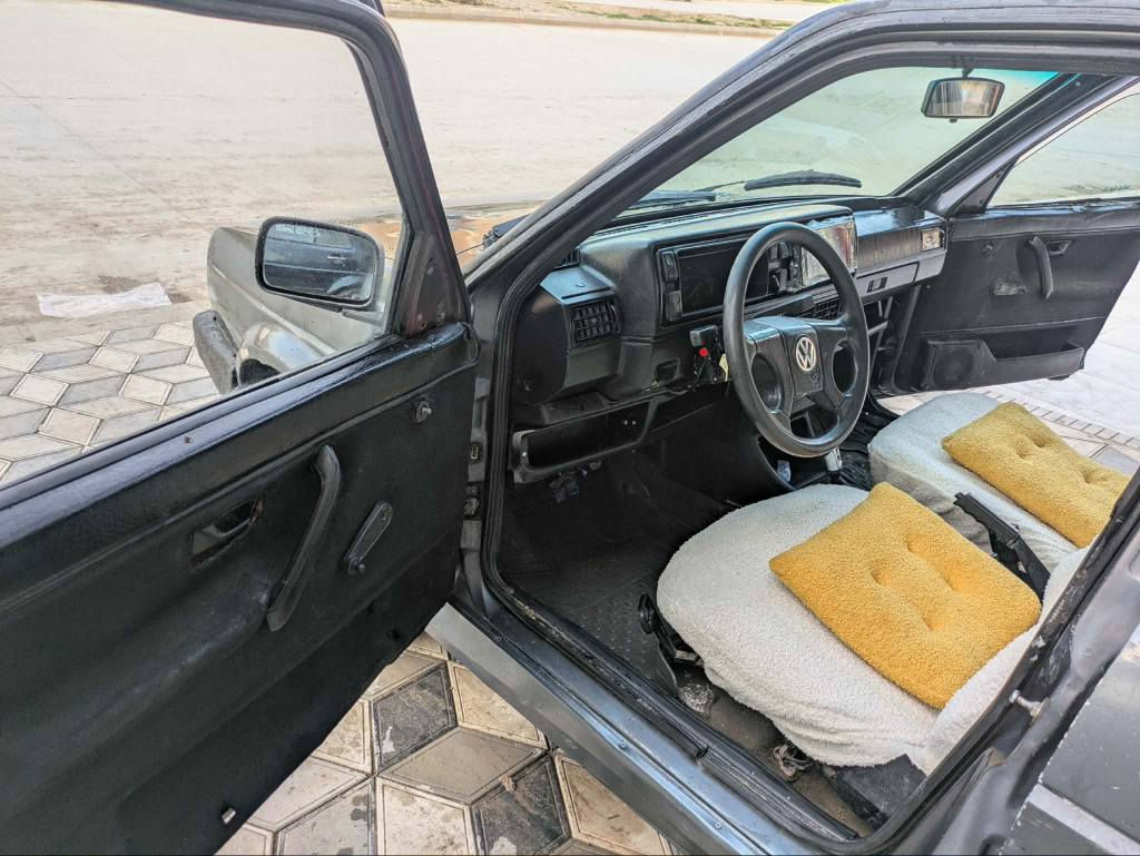 گولف موديل 92 ئارمي پلاستيكي  خازو بةنزينيشة بةشةرتي يه ك دينار مةسرةفي تيا نية مالي دؤستة سعري 16 گةلا *********** شربازهير, السليمانية
