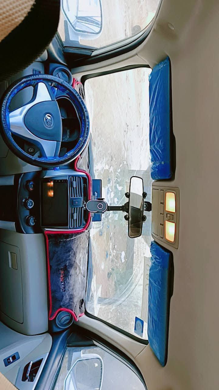 السلام عليكم ليفان  x60 لون ابيض موديل٢٠١٦ بأسمي مكفوله من عدى طخه بسيطه بالجاملغ خلف العبرية السيارة جاهزة من كل شي حدادية تبريد شاشه كاميره حساسات السيارة على وضع الشركة السعر ٧٥
وبيها مجال‏ ***********
