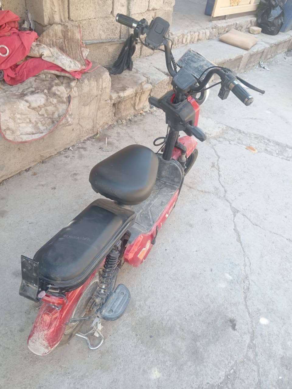 بيسكل شحن نظيف شغال كلشي مايحتاجله للإستفسار ***********
