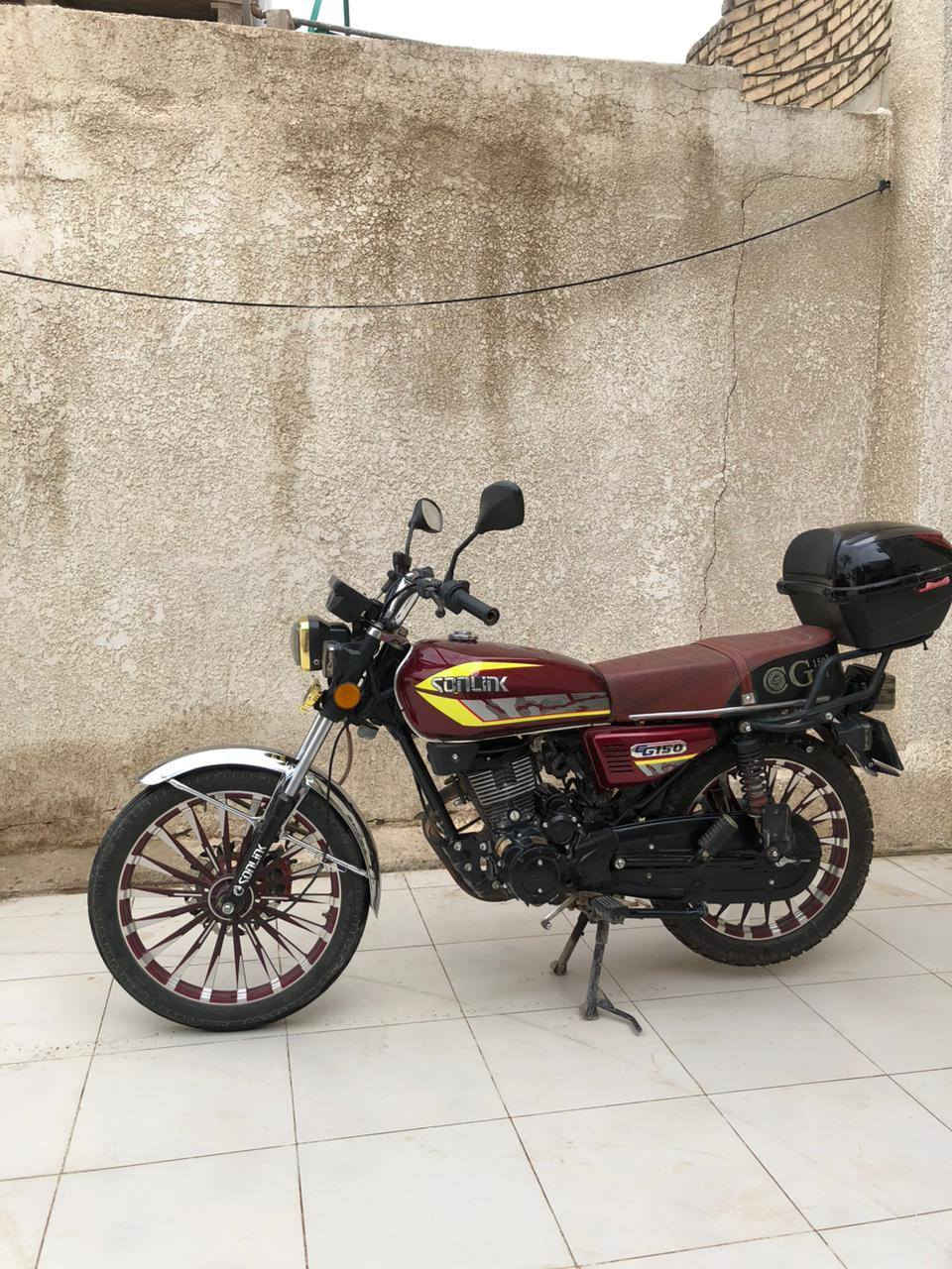 السلام عليكم .. دراجه سونلنك مديل 24 طالعه بنهاية 2024 نظيفة و مهتم بيها كلش استخدام شخصي عارضها 775 و بيها مجال . تواصل وياي عالرقم ***********
