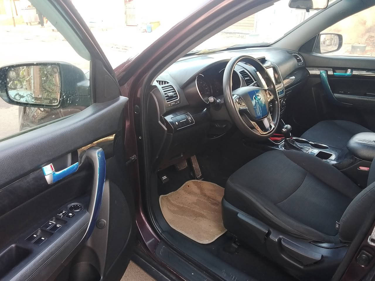 سورنتو 2015 بغداد بسمي 
امريكي نص فول بدون حادث كلين تايتل  سونار يمك  جديده بعدهي ع وضعهه الشركه رايدهه ب 134 مكاني بغداد  بسمي. 
صدر تخم تاير  باتري كوله جديد 
***********
