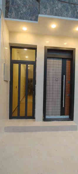 للبيع بيت مساحة 57متر مدخلين يحتوي على صاله ومطبخ وخدمات عدد 2وغرف نوم عدد 3للاستفسار الاتصال
*********** ☎️
