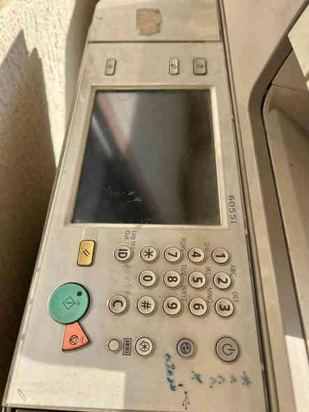 السلام عليكم
للبيع اجهزة استنساخ عدد 2
نوع الجهاز. كانون 
سرعة الجهاز. 65
الاستعمال قليل جدا 
النظافة 90/100
للاستفسار اكثر الاتصال على الرقم. ‏‪***********‬‏
