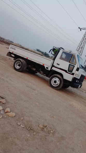 كنتر لبيع بدي ثابت داهستو مكفوله كفاله عامه موديل 98سنويه لسبعه وعشرين امكان ديوانيه السعر 50 الرق ول الاستفسار ***********
