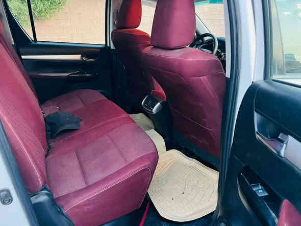 سلام عليكم ورحمه الله للبيع تيوتا هيلوكس ناصي 2024 مكفولة المسافة المقطوعة 40 الف شركة / ساز /فول اوتو تحويل أو وكالة رقم شمالي السعر 305 السيارة جديدة مكانها واسط الصويرة هاتف ***********
