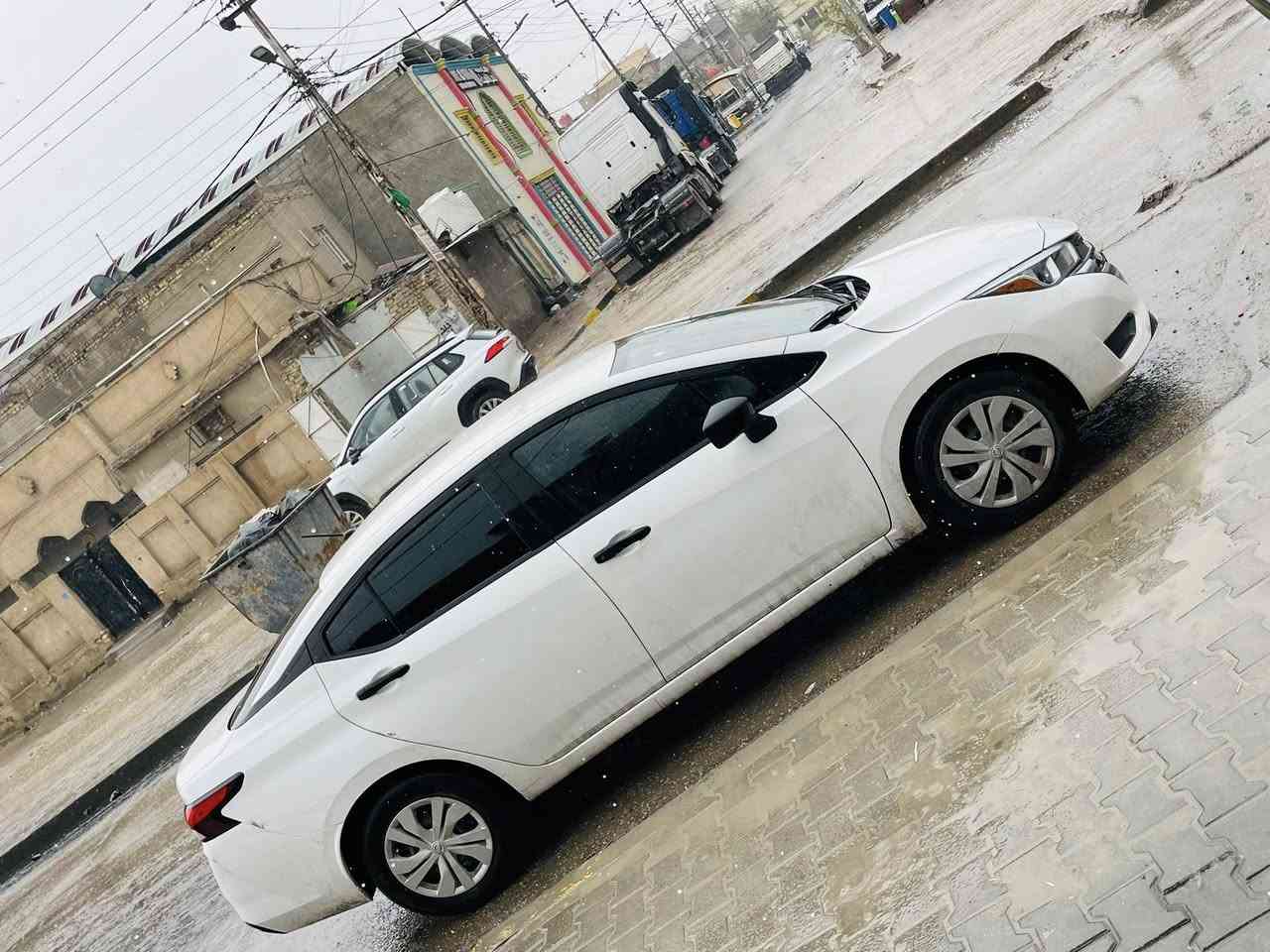 سلام عليكم عندي هاي القطعه فدشي خيالي نيسان فيرسه موديل 2024وارد امريكي كفاله عامه حادث حرق بصيط بدشبول الباقي كفاله عامه سياره جاهزه مرقمه ميسان شهداء ب 130وبيه مجال 
***********
