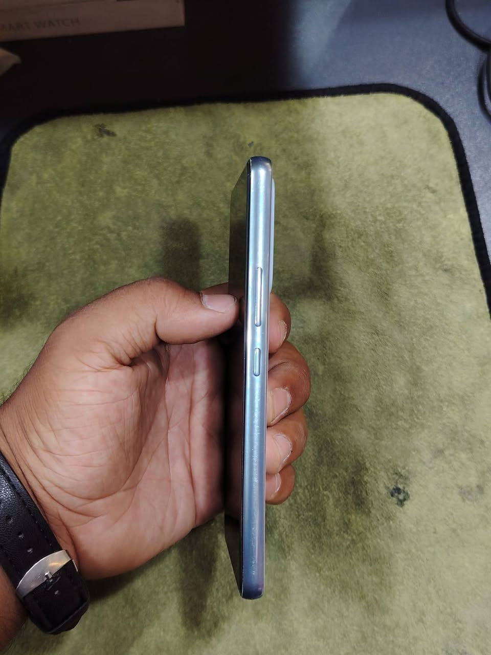 Galaxy A53 5G
سلام عليكم Galaxy A53 5G بلادي نظيف ذاكره 256 بطاريه 5000 مكاني بغداد تواصل *********** سعره 175 الف
