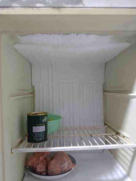 بيع مستعجل شرط الثلج 60 الف قفل مكاني نجف حولي شارع 30 ***********
