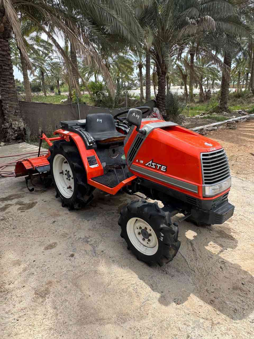 كابوته ياباني A -19
مشتغله 286ساعه فقط 
دخول جديد
 محرك ٣سلندر 
دبل اكسل
 ملحقات رفاس فقط 
ممشتغله داخل العراق ولا متر
 على وضع الشركه
 ممفتوح ولا امصلح بيها اي شي 
النضافه واضحه بل صور او اجدد من الصور 

للاستفسار اكثر

***********

السعر(٤٠ورقه)

العنوان بابل
