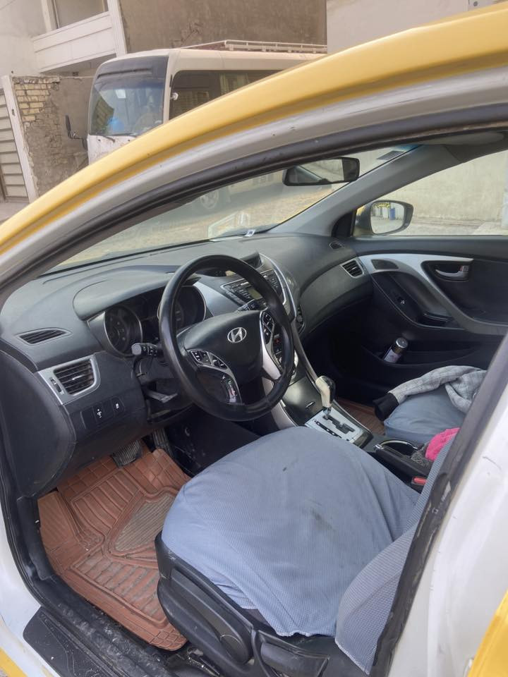 سلام عليكم النتره للبيع وارد أمريكي حادثه حادثة قبق صدوق مديل 2011 سياره فول واحد عل واحد فتحه كشن جلد تحكم ستيرن  محدثه 16سياره جاهزه من كلشي صبغه جديده تخم تاير جديد رقم جديد دولي 
مكان بغداد سعر 85 بيه مجال 
***********
