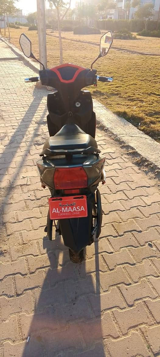 سلام عليكم مكلف بنشر موطور شحن موديل 2024 علفحص بطاريات 6 السعر 550وبي مجال المكان الرمادي حي التأميم الرقم صاحب موطور (***********)
